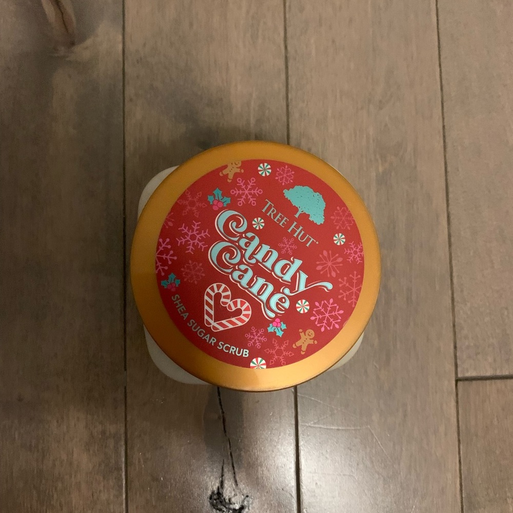 Tree Hut Candy Cane Shea Sugar Scrub